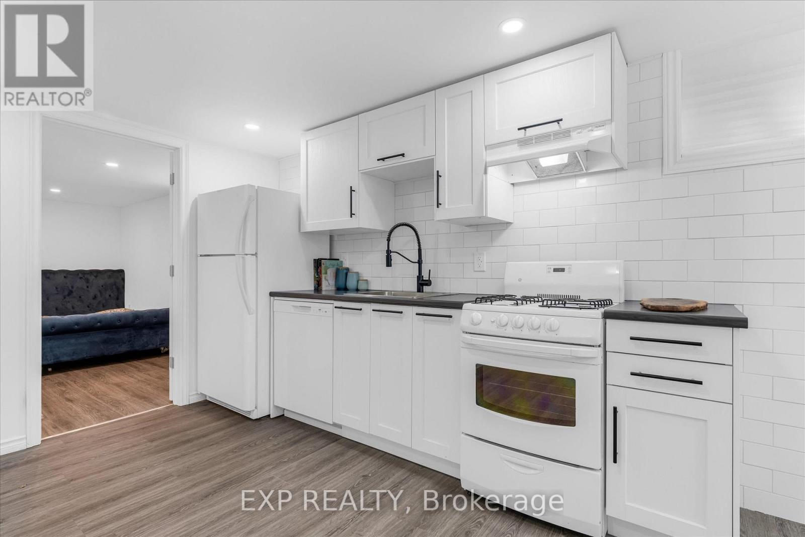 Bsmt - 86 Dana Drive, Hamilton, Ontario  L9A 3H8 - Photo 15 - X12850546