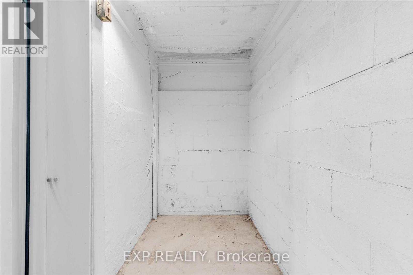 Bsmt - 86 Dana Drive, Hamilton, Ontario  L9A 3H8 - Photo 22 - X12850546