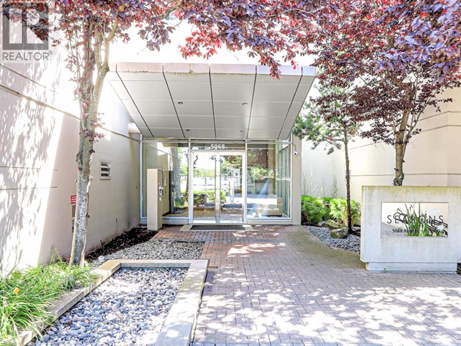 1106 5068 KWANTLEN STREET, Richmond, British Columbia