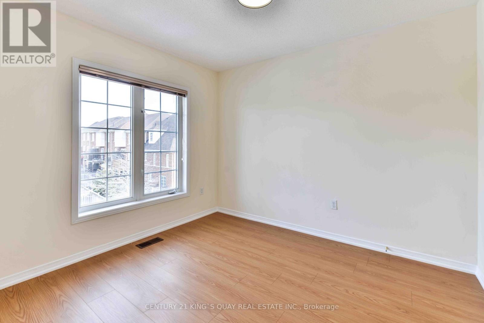 37 Prince Charles Way, Markham, Ontario  L6C 0B4 - Photo 23 - N12849564