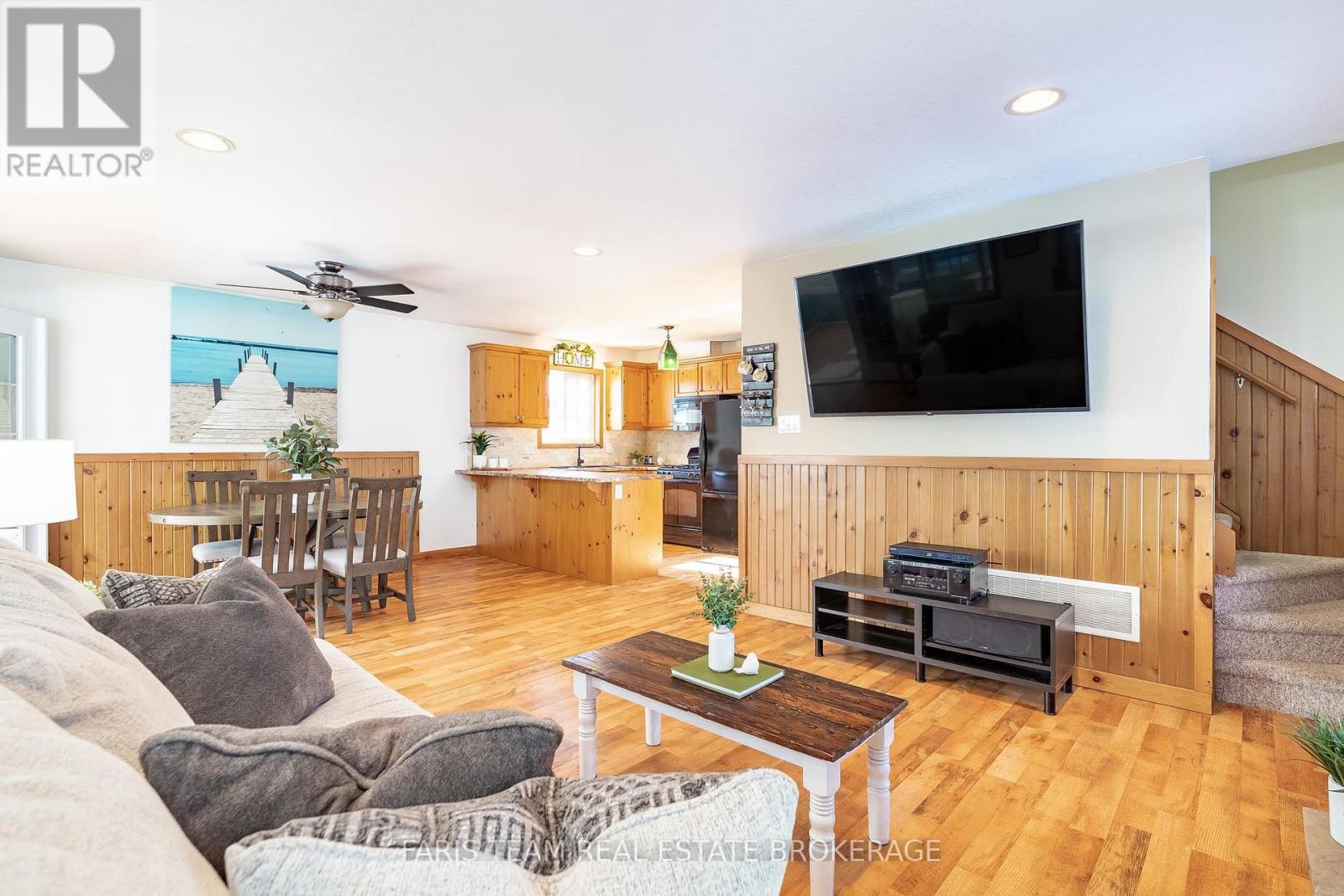 65 Madawaska Trail, Wasaga Beach, Ontario  L9Z 1X7 - Photo 17 - S12824184