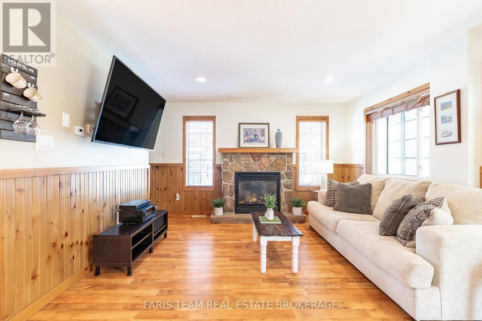 65 Madawaska Trail, Wasaga Beach, Ontario  L9Z 1X7 - Photo 14 - S12824184