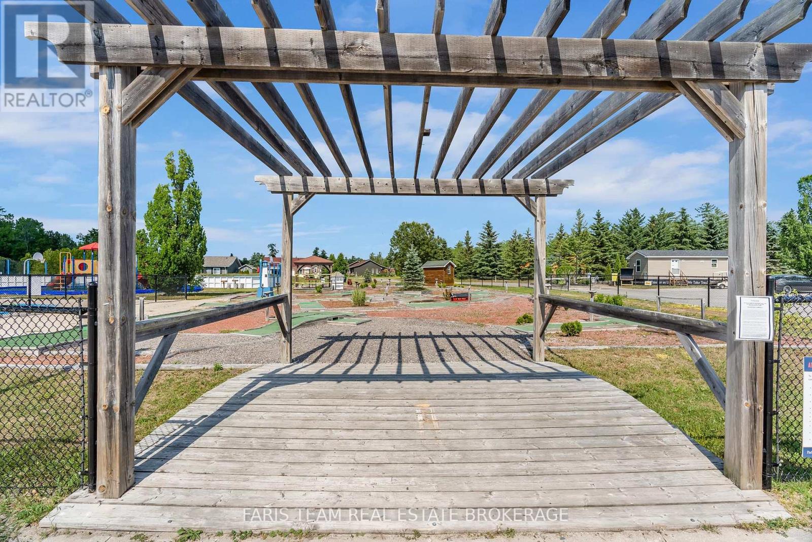 65 Madawaska Trail, Wasaga Beach, Ontario  L9Z 1X7 - Photo 40 - S12824184