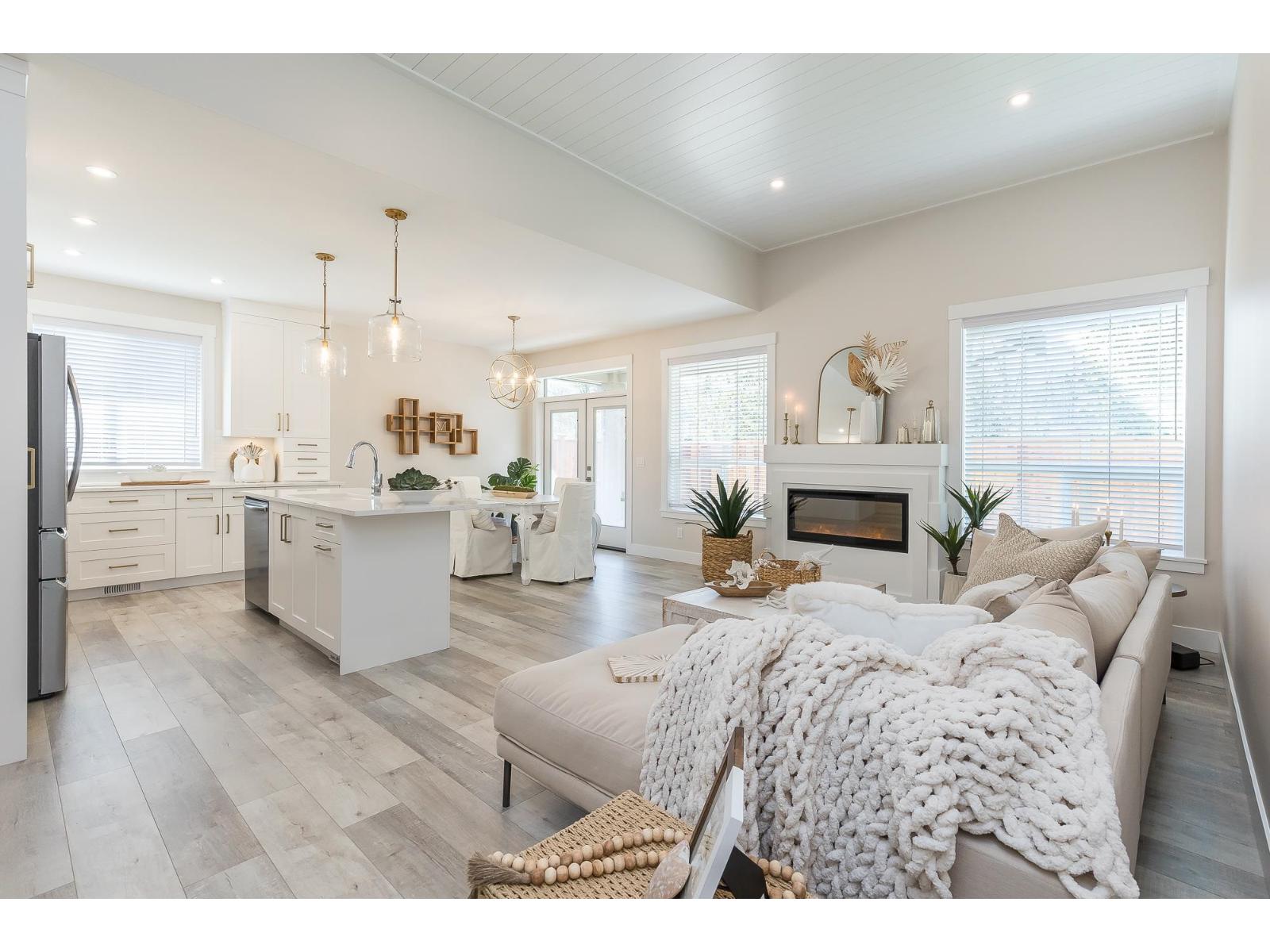 94 6211 Chilliwack River Road, Sardis South, Chilliwack, British Columbia  V2R 6A7 - Photo 1 - R3093286