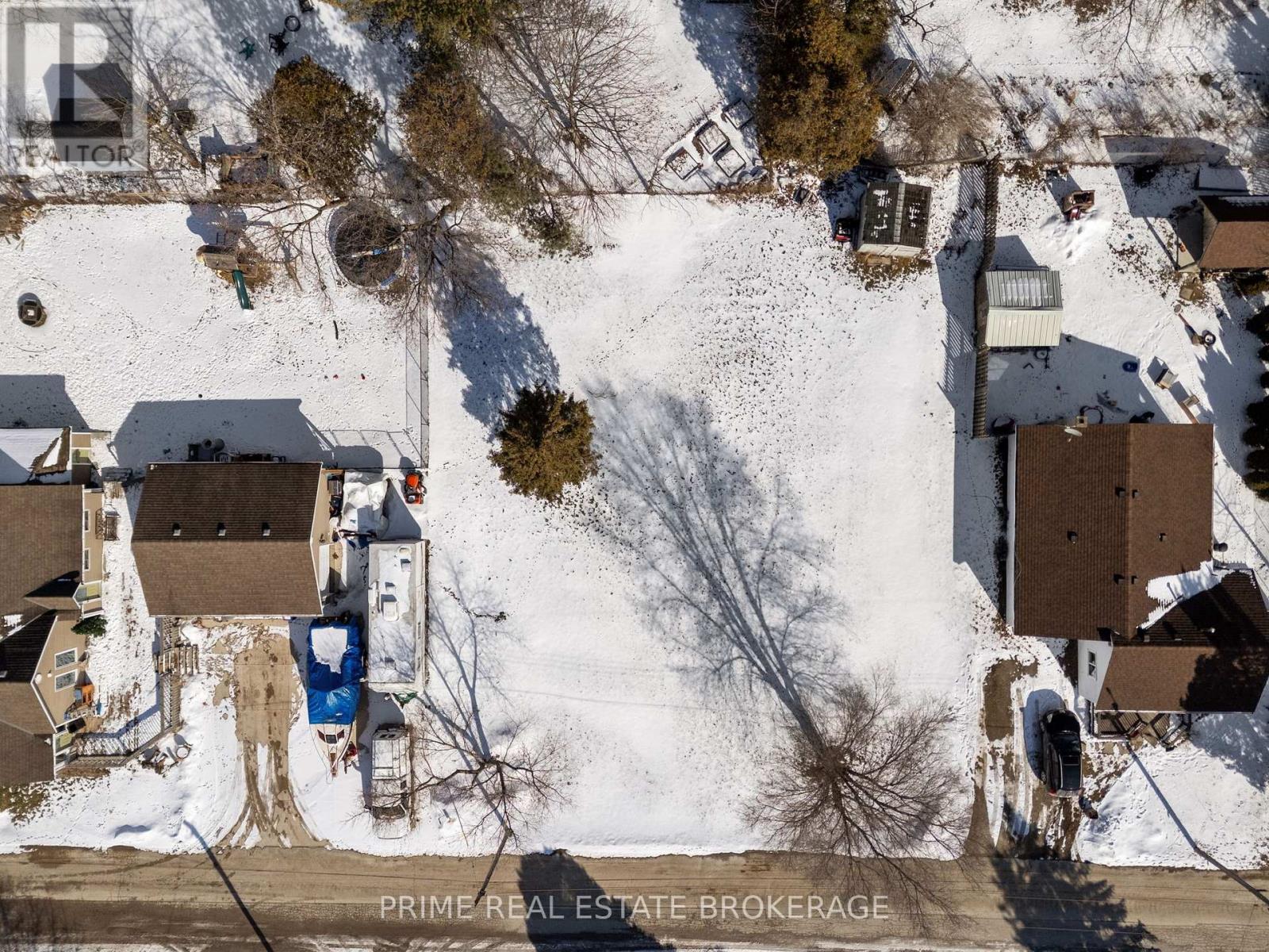 3910 Park Street, Plympton-Wyoming, Ontario  N0N 1E0 - Photo 17 - X12850650