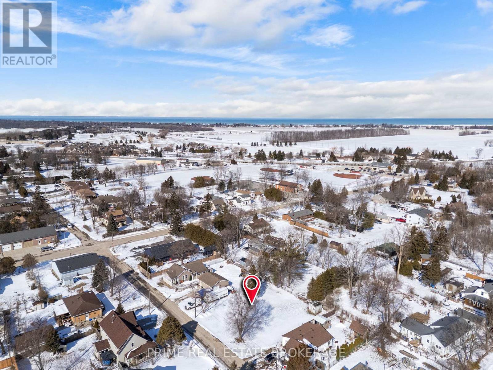 3910 Park Street, Plympton-Wyoming, Ontario  N0N 1E0 - Photo 2 - X12850650