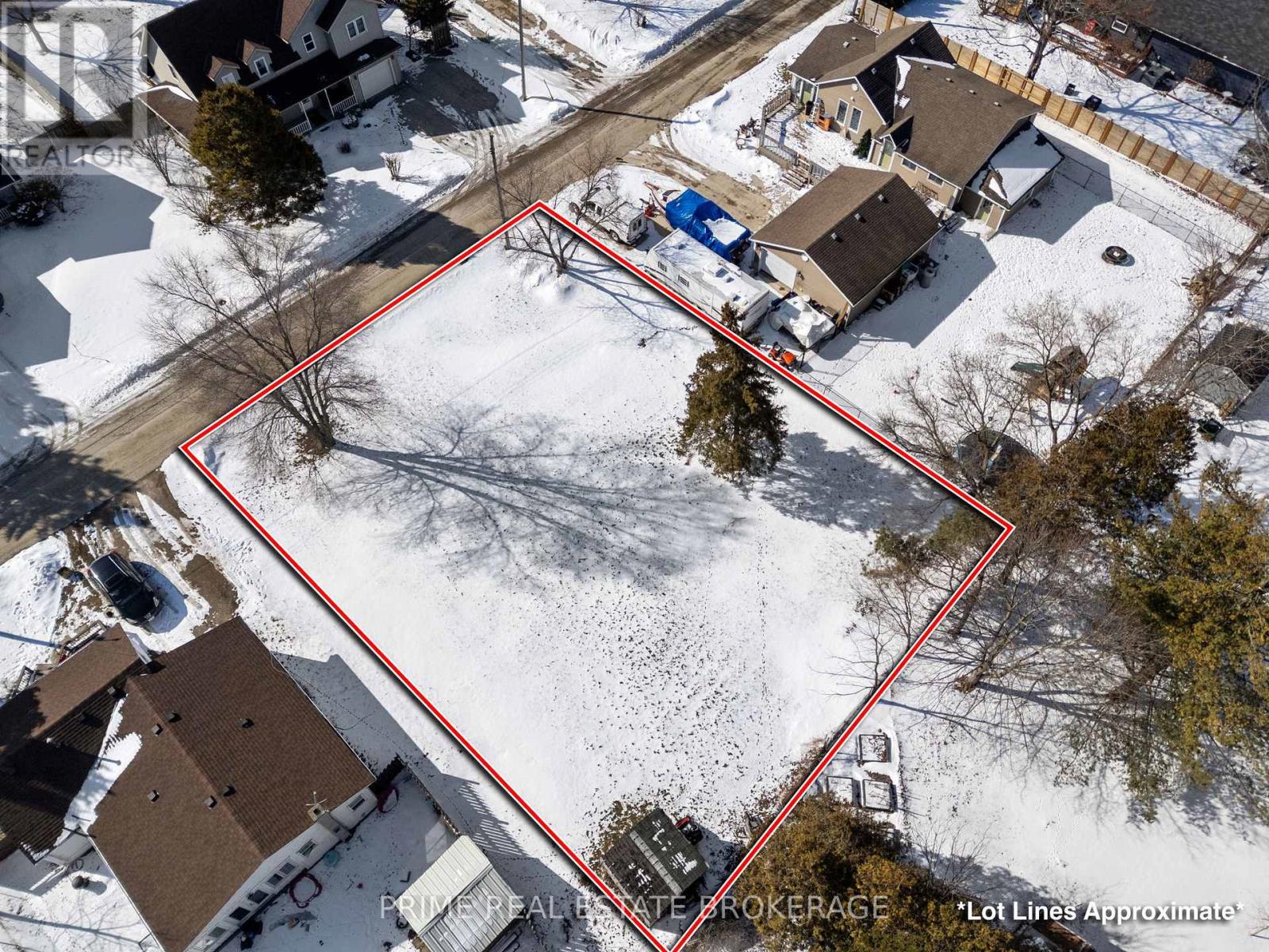 3910 Park Street, Plympton-Wyoming, Ontario  N0N 1E0 - Photo 8 - X12850650