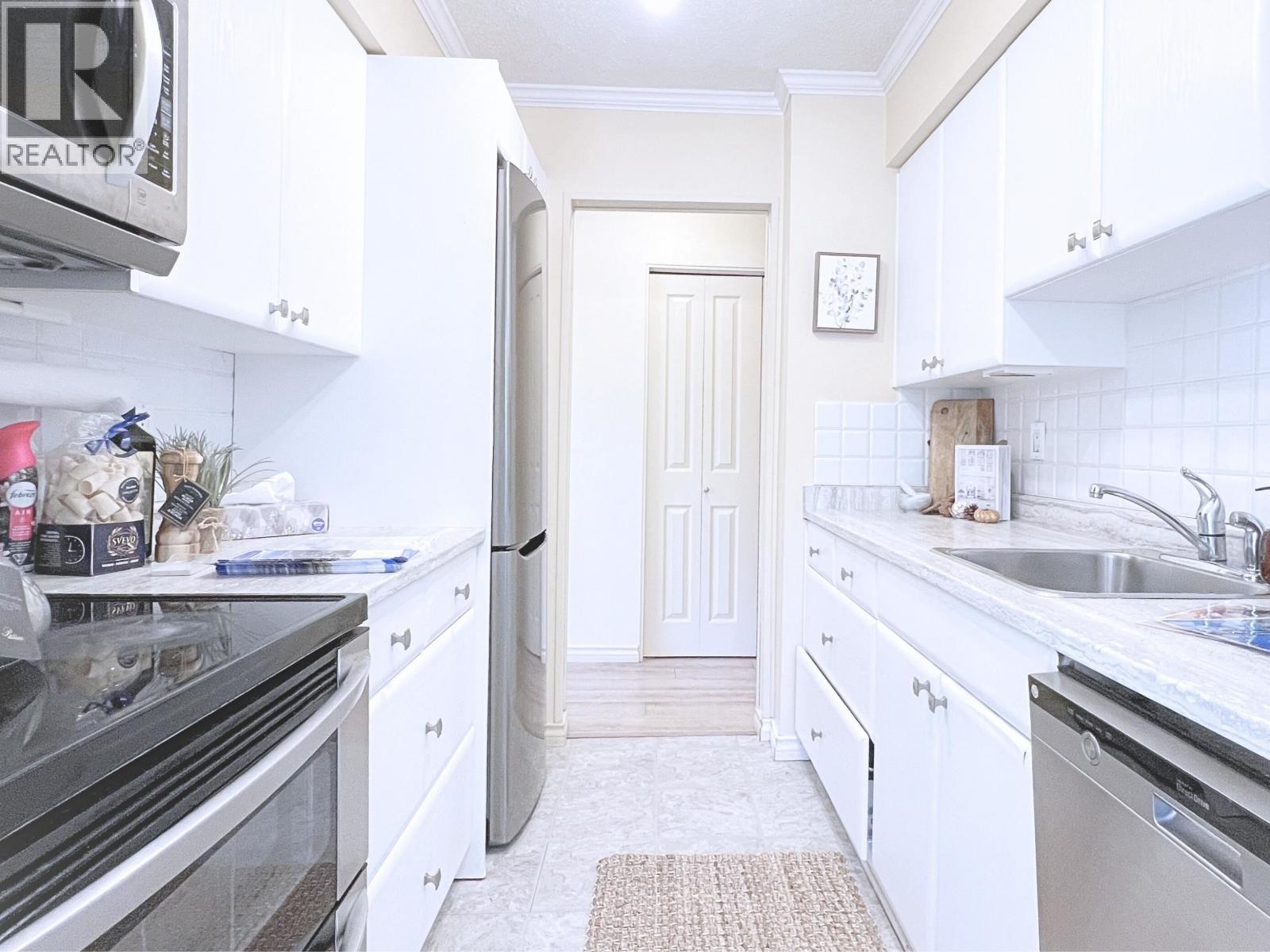 1218 235 Keith Road, West Vancouver, British Columbia  V7T 1L5 - Photo 6 - R3089773