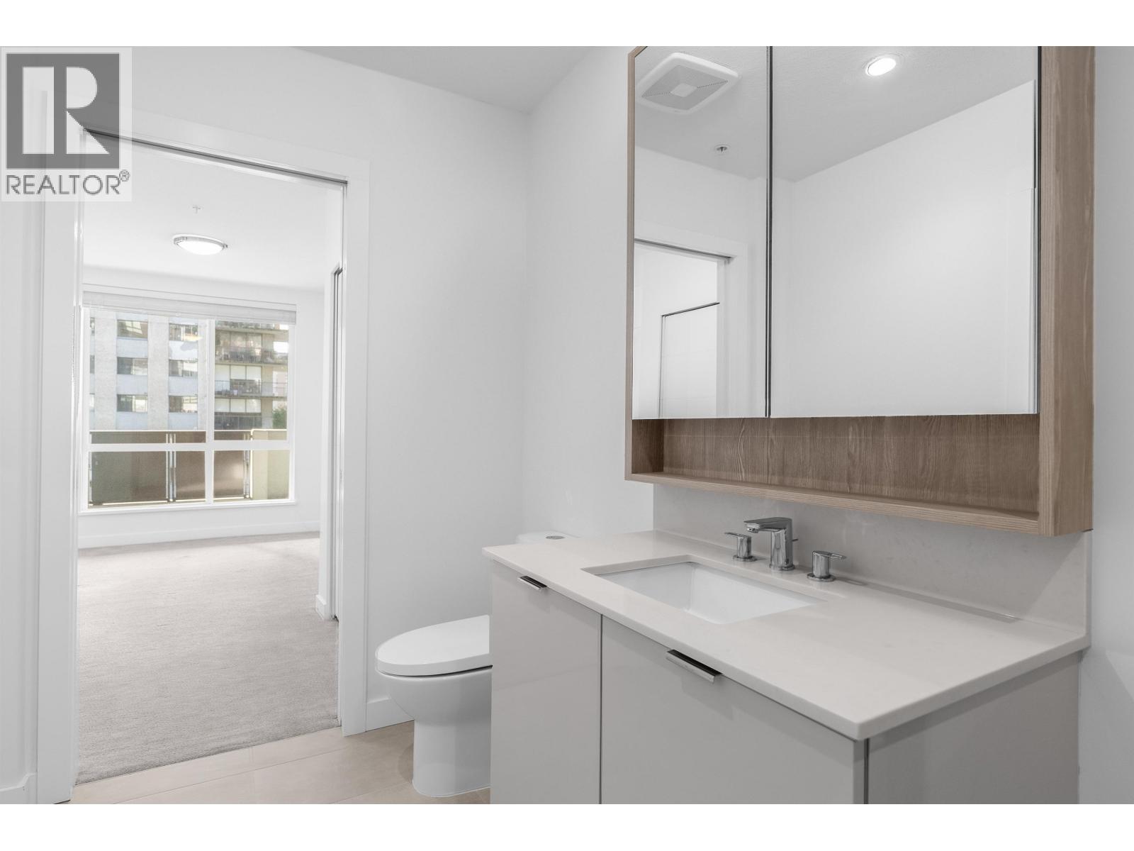 202 108 E 8th Street, North Vancouver, British Columbia  V7L 0H1 - Photo 16 - R3096514