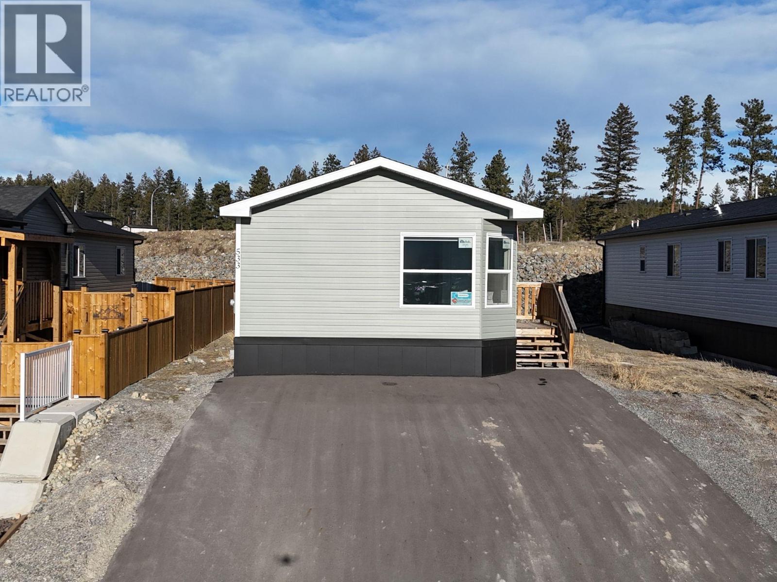 533 Steepleview Avenue Nw, Cranbrook, British Columbia  V1C 5L3 - Photo 2 - 10367230