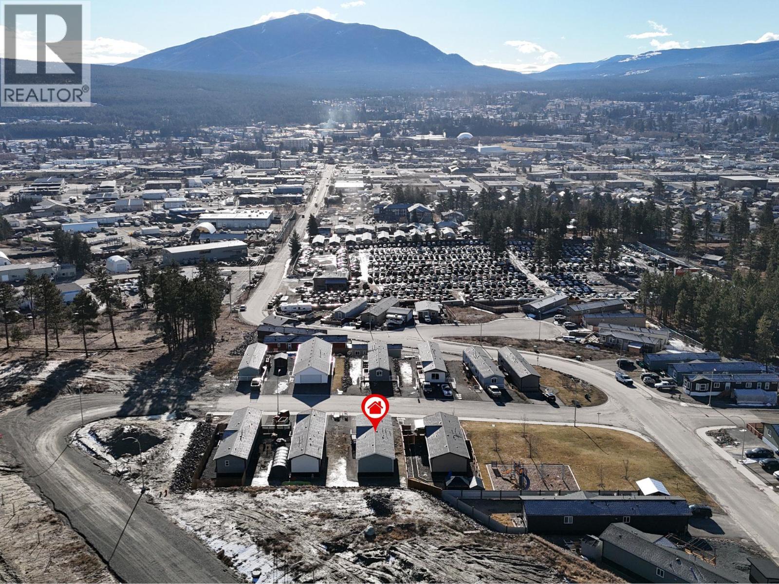 533 Steepleview Avenue Nw, Cranbrook, British Columbia  V1C 5L3 - Photo 5 - 10367230