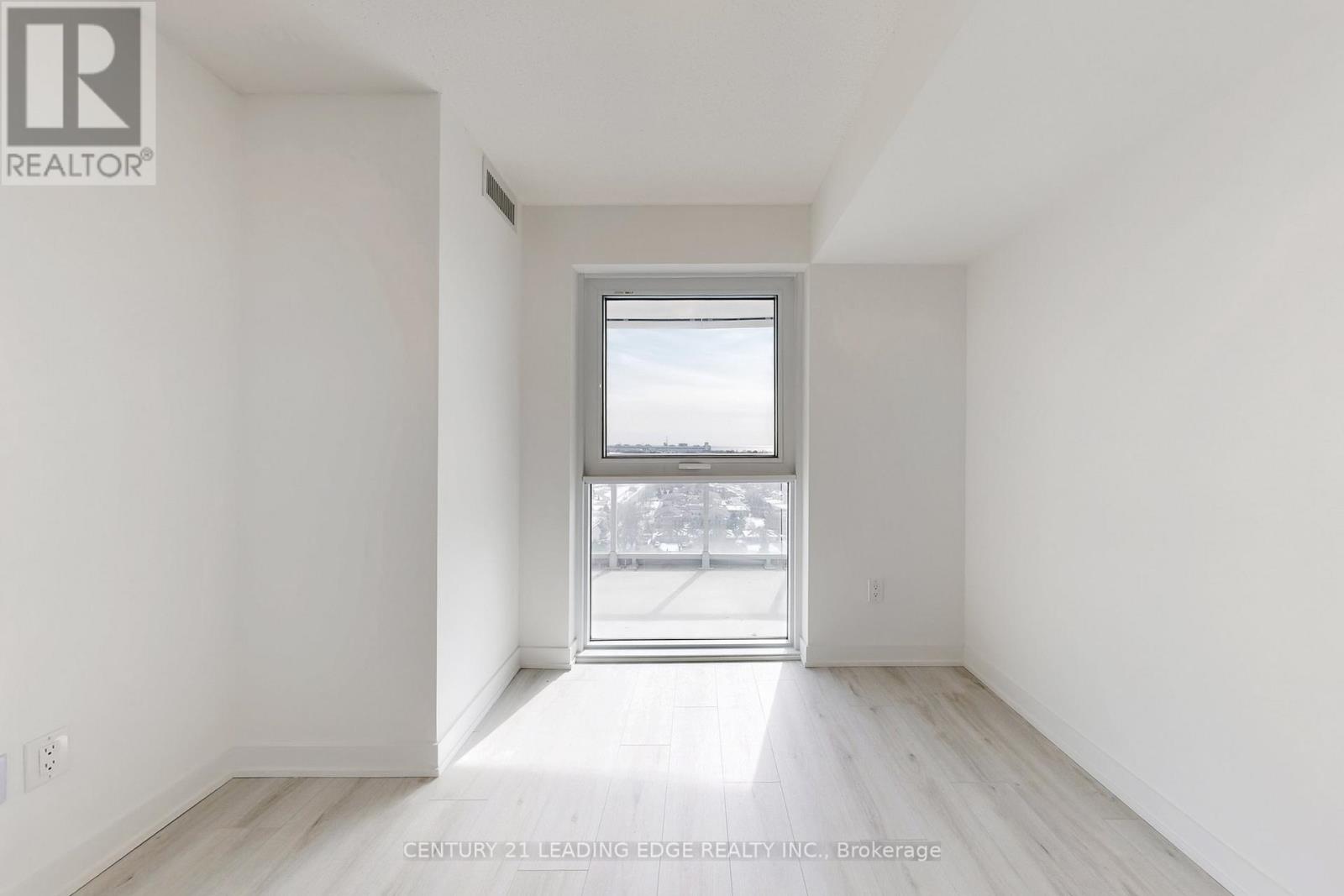 2005 - 1010 Sandy Beach Road, Pickering, Ontario  L1W 3V9 - Photo 24 - E12849010