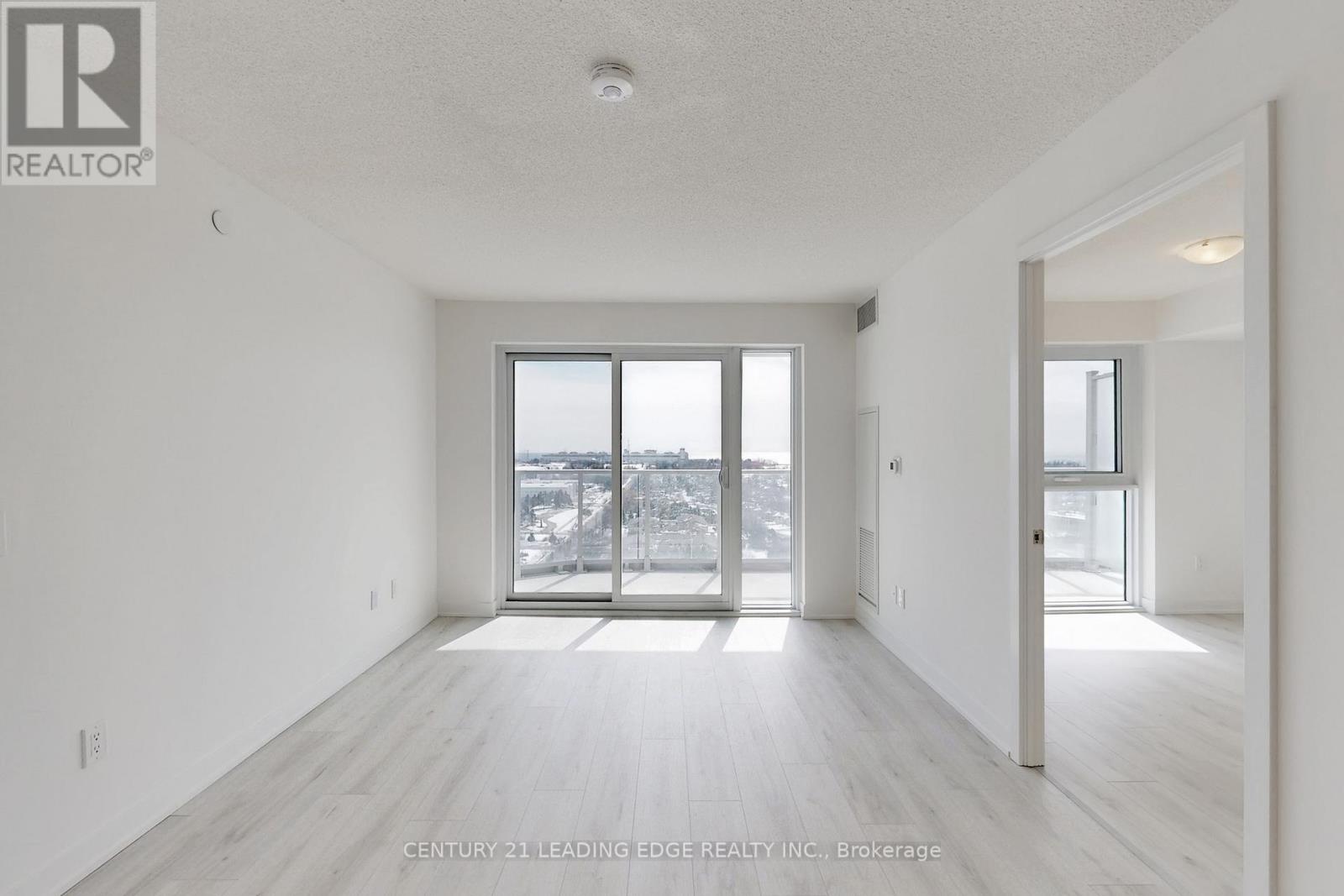 2005 - 1010 Sandy Beach Road, Pickering, Ontario  L1W 3V9 - Photo 7 - E12849010