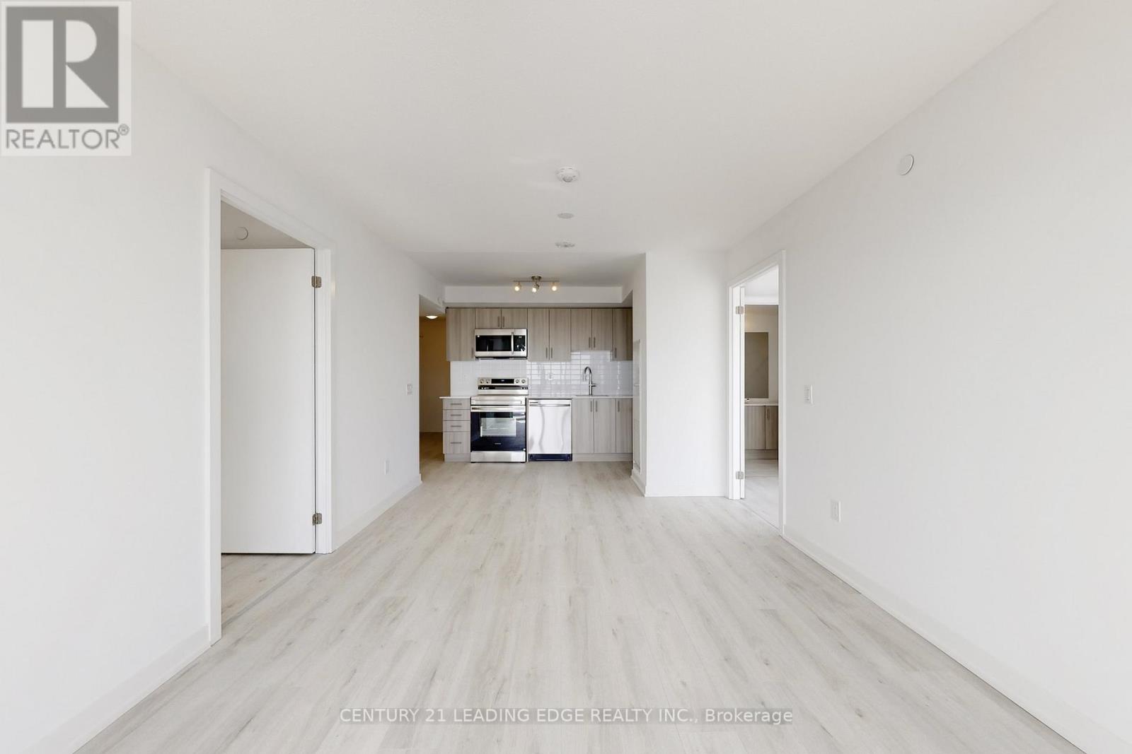 2005 - 1010 Sandy Beach Road, Pickering, Ontario  L1W 3V9 - Photo 11 - E12849010