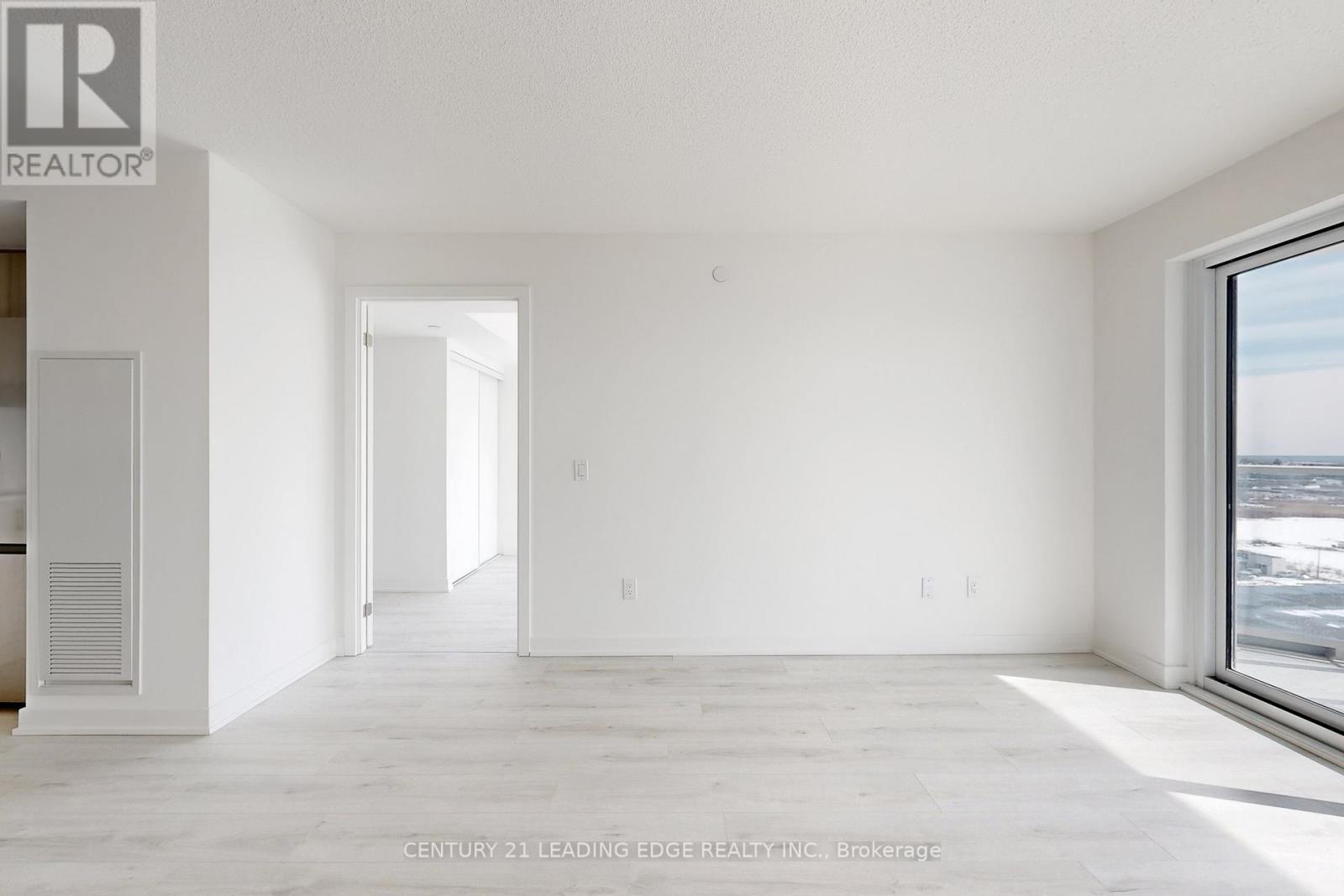 2005 - 1010 Sandy Beach Road, Pickering, Ontario  L1W 3V9 - Photo 9 - E12849010