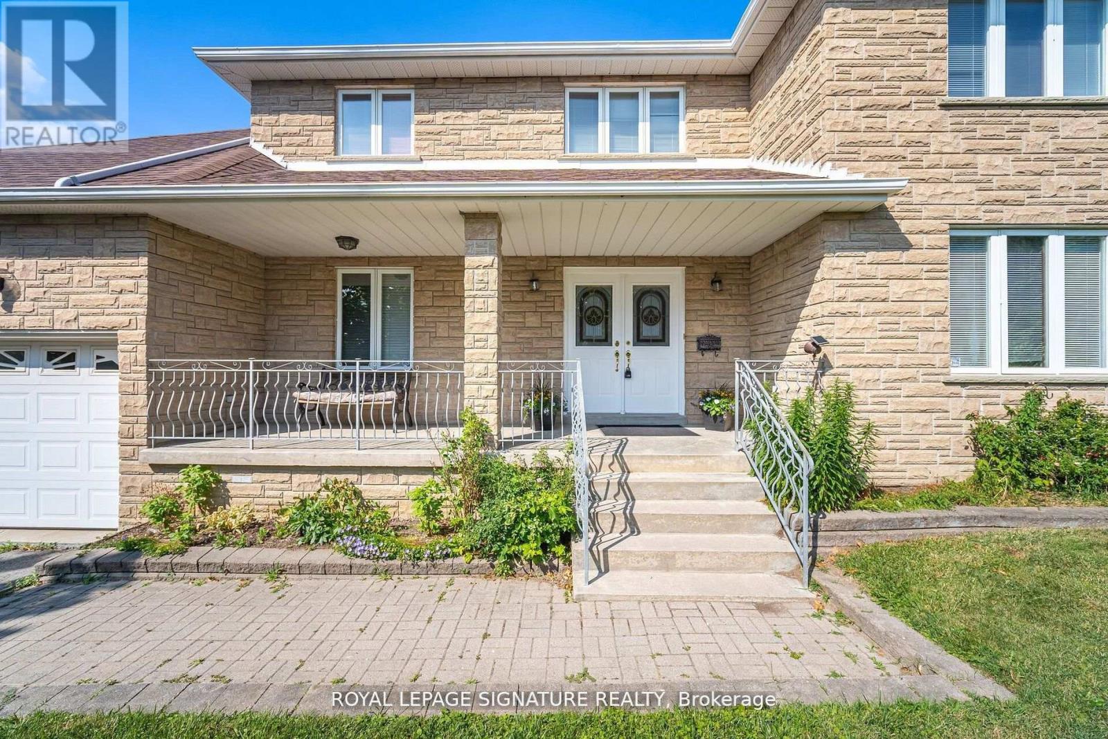 4097 Hickory Drive, Mississauga, Ontario  L4W 1L1 - Photo 2 - W12829116