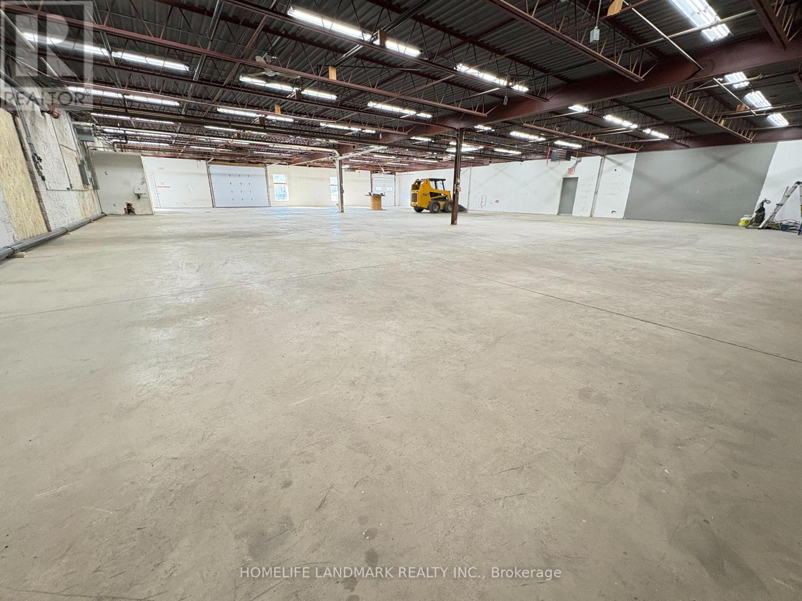 115 Centennial Road, Shelburne, Ontario  L9V 2Z4 - Photo 2 - X12344375