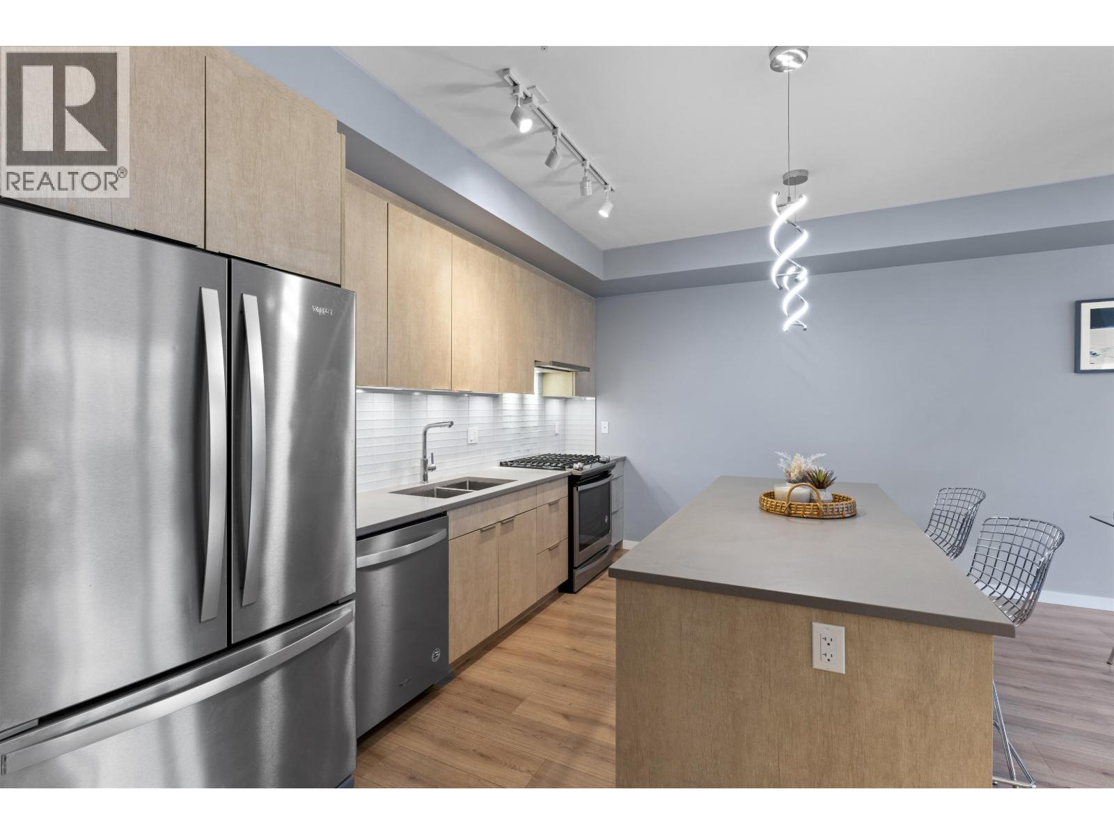 201 38165 Cleveland Avenue, Squamish, British Columbia  V8P 0P1 - Photo 4 - R3096553