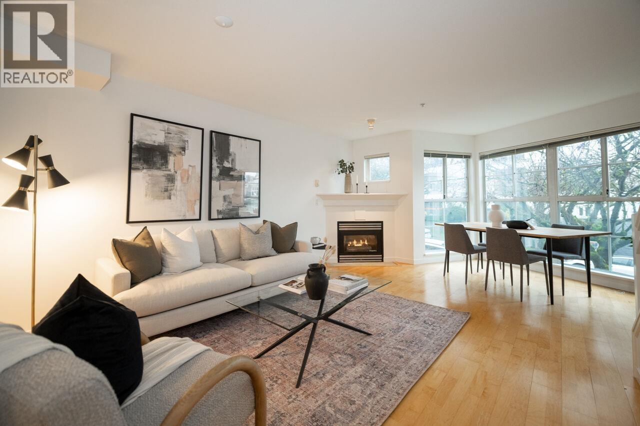 211 692 W 7TH AVENUE, Vancouver, British Columbia