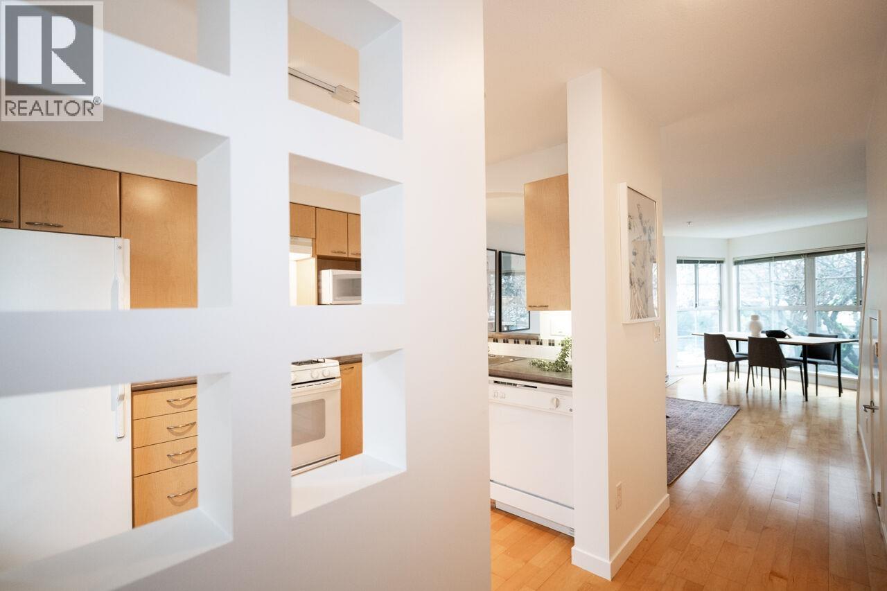 211 692 W 7th Avenue, Vancouver, British Columbia  V5Z 1B5 - Photo 8 - R3096599