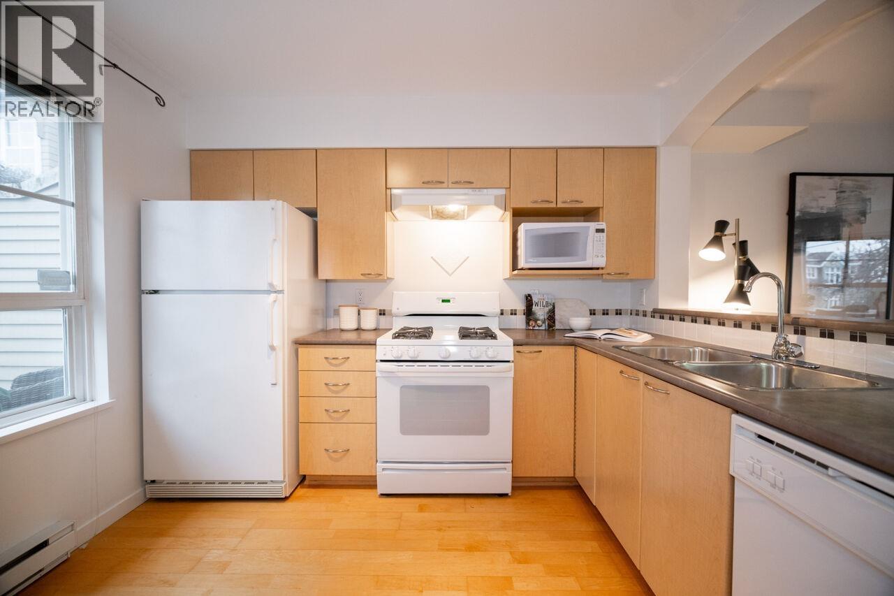 211 692 W 7th Avenue, Vancouver, British Columbia  V5Z 1B5 - Photo 9 - R3096599