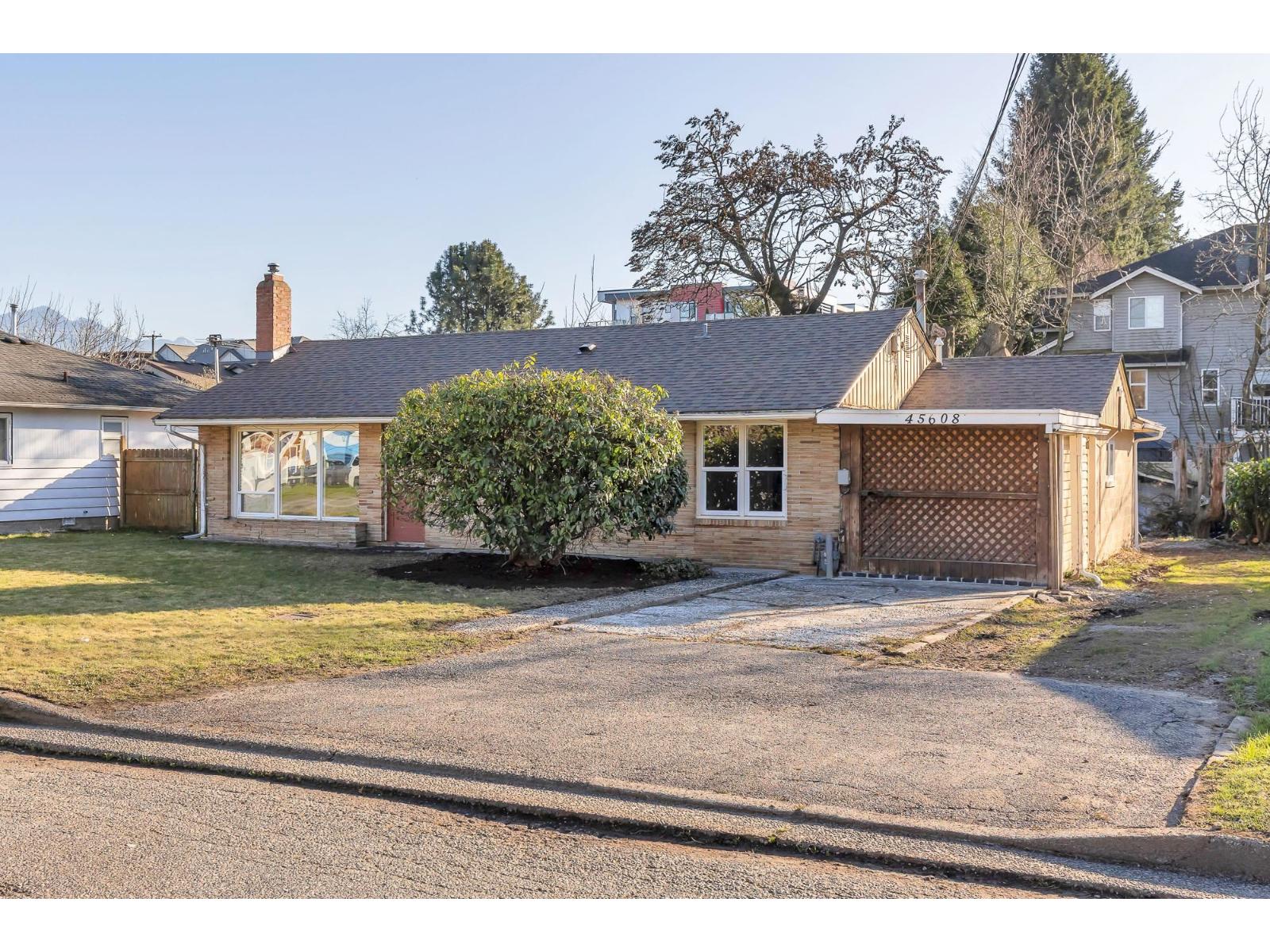 45608 Princess Avenue, Chilliwack Proper West, Chilliwack, British Columbia  V2P 2C1 - Photo 3 - R3094218