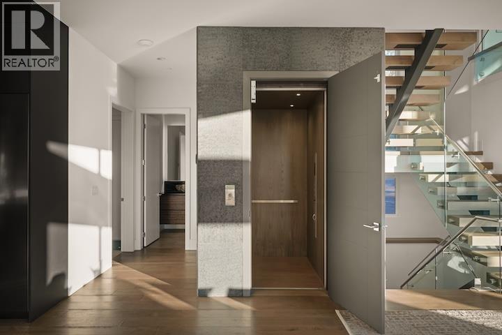 205 Kinsey Drive, Anmore, British Columbia  V3H 0G7 - Photo 19 - R3085636