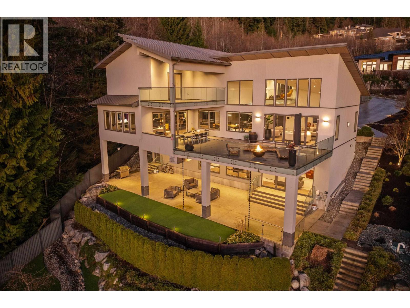 205 Kinsey Drive, Anmore, British Columbia  V3H 0G7 - Photo 5 - R3085636