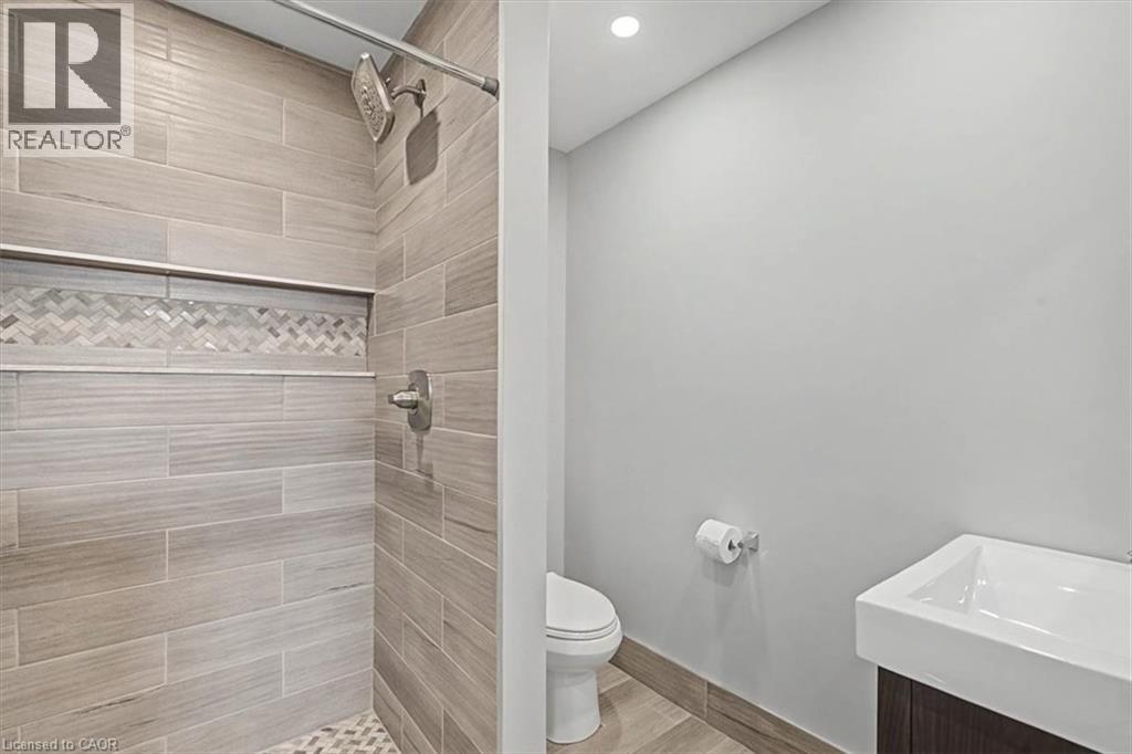 4 St Arnaud Street, Guelph, Ontario  N1H 5V4 - Photo 32 - 40809342