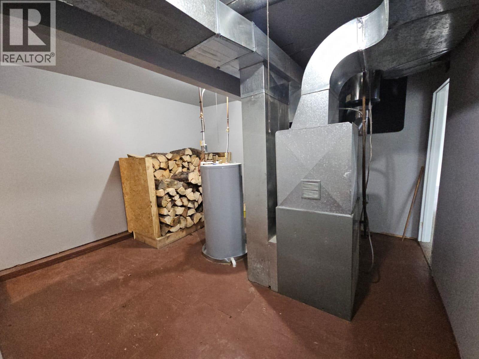 3511 Spruce Road, Chetwynd, British Columbia  V0C 1J0 - Photo 45 - 10378016