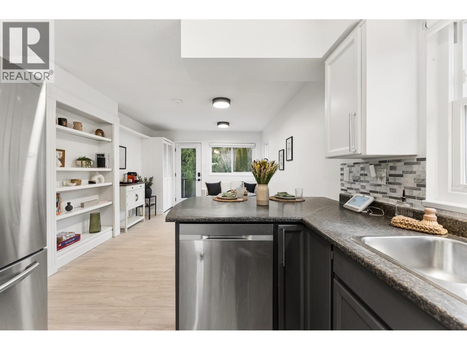 1564 Hope Road, North Vancouver, British Columbia  V7P 1W9 - Photo 13 - R3096612