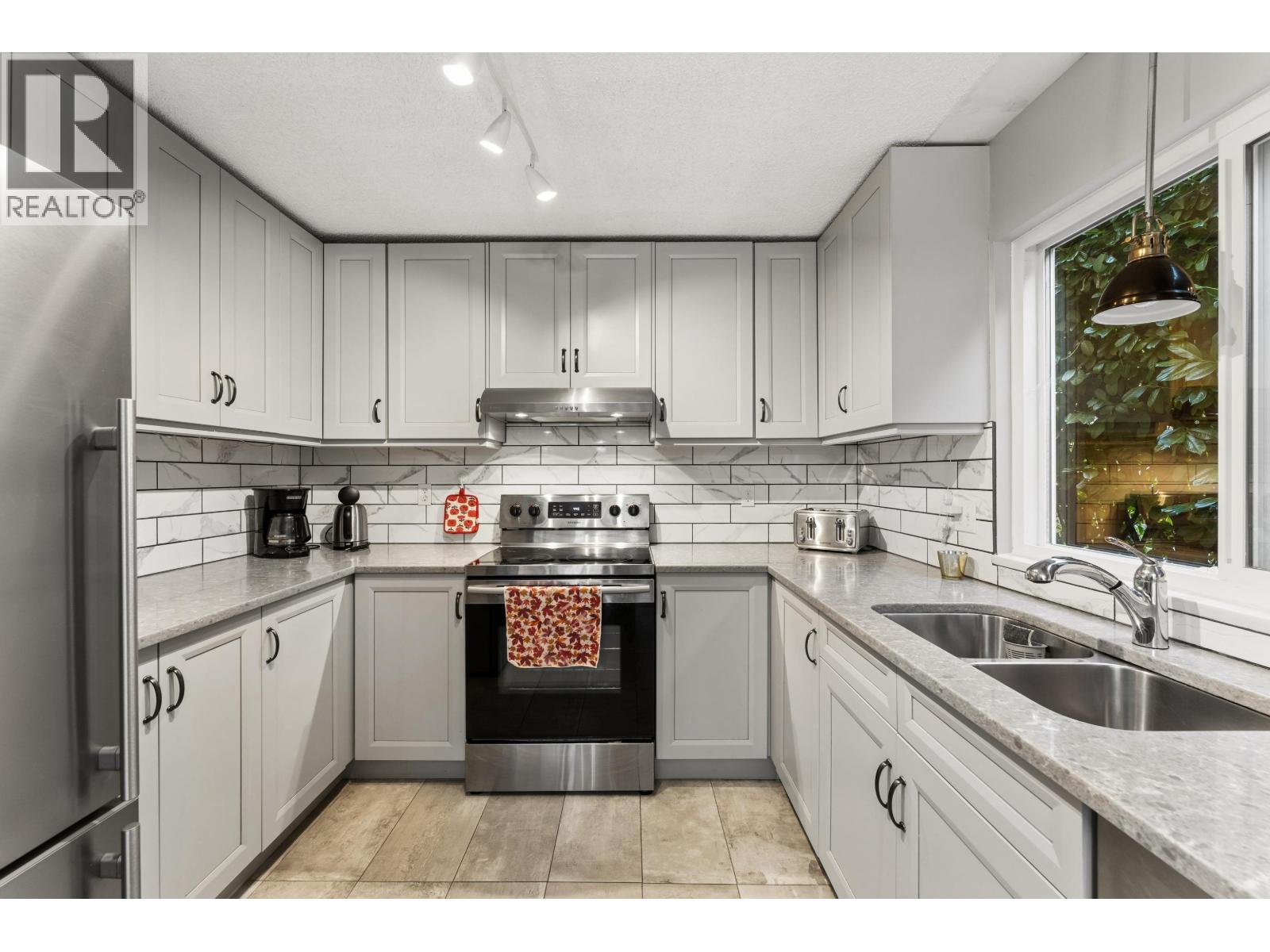 1564 Hope Road, North Vancouver, British Columbia  V7P 1W9 - Photo 31 - R3096612