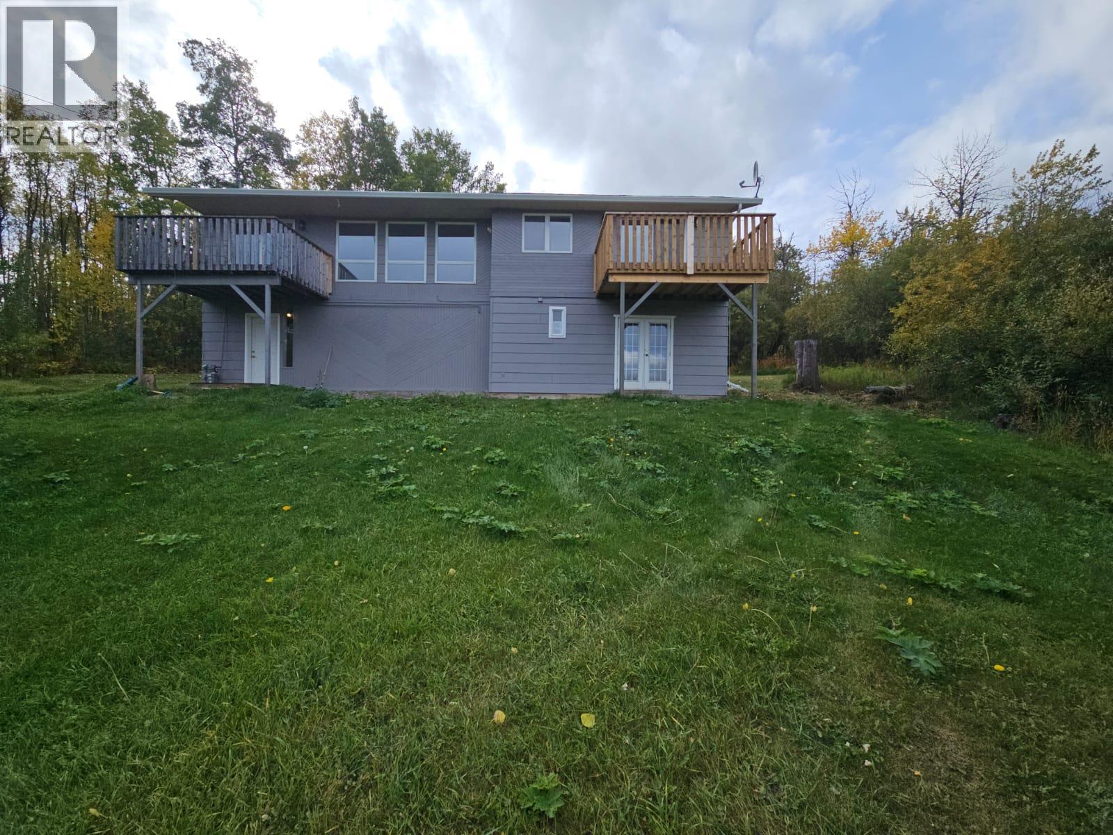 3511 Spruce Road, Chetwynd, British Columbia