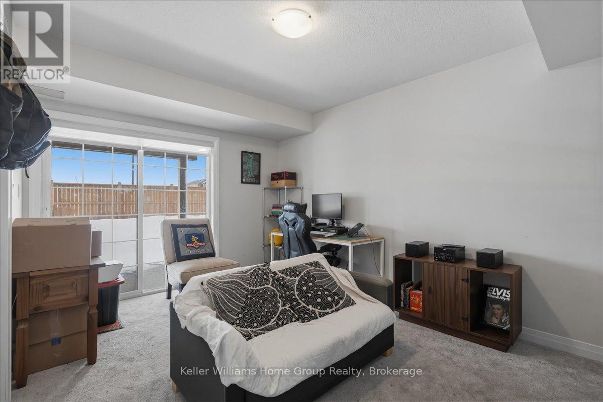 114 Ian Ormston Drive, Kitchener, Ontario  N2P 0K3 - Photo 29 - X12850588