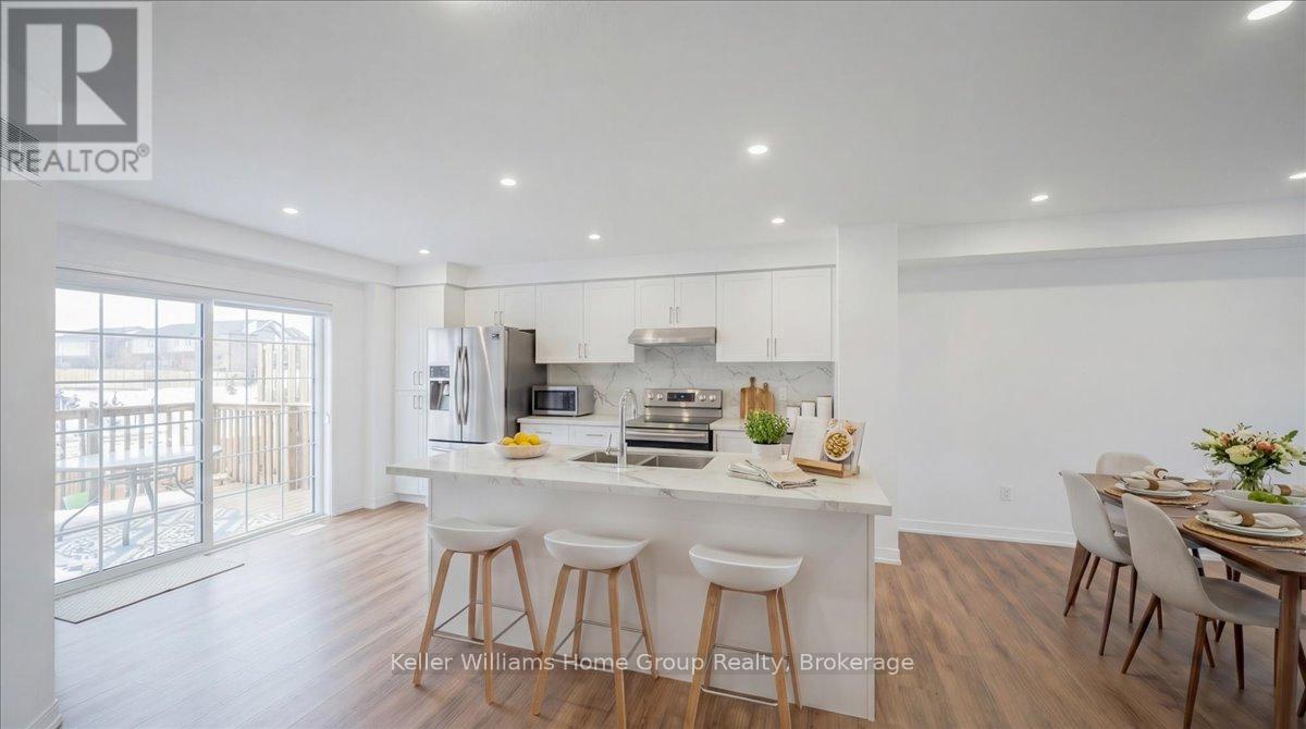 114 Ian Ormston Drive, Kitchener, Ontario  N2P 0K3 - Photo 6 - X12850588