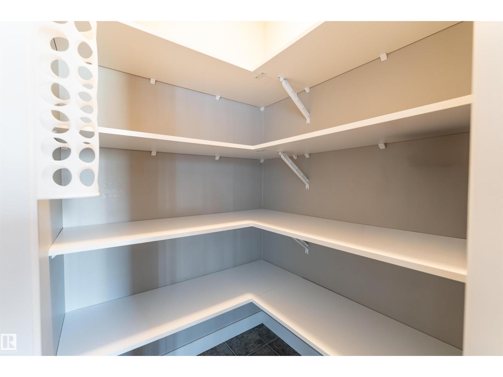 10904 72 Av Nw, Edmonton, Alberta  T6G 0A9 - Photo 10 - E4476057