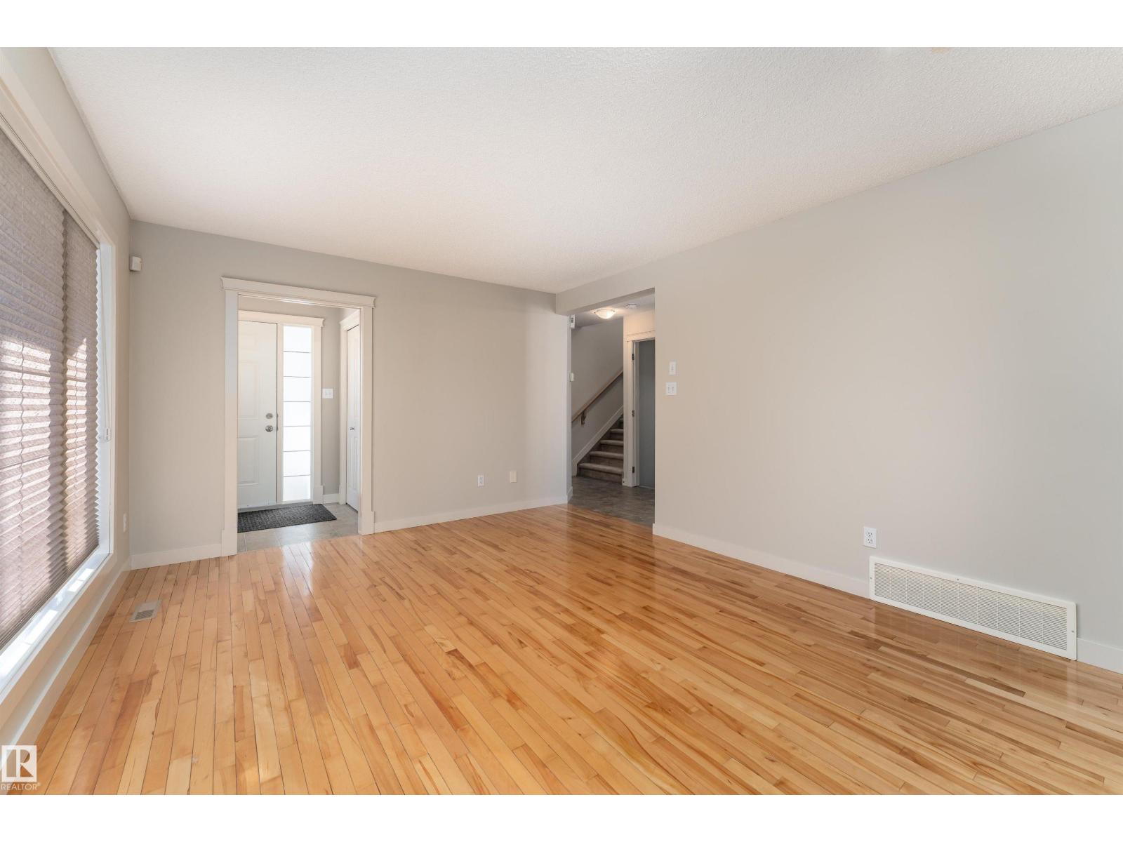 10904 72 Av Nw, Edmonton, Alberta  T6G 0A9 - Photo 6 - E4476057