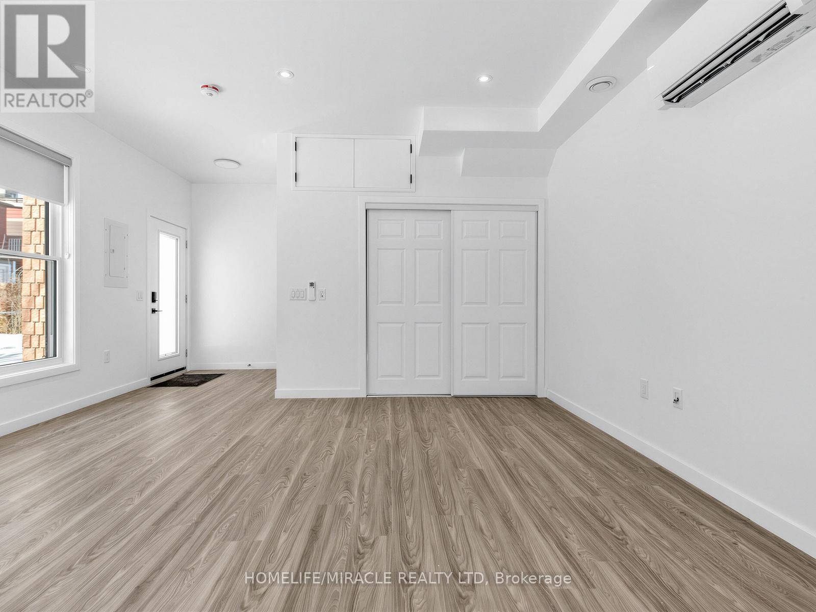 Laneway - 679 Dovercourt Road, Toronto, Ontario  M6H 2W7 - Photo 17 - C12817330