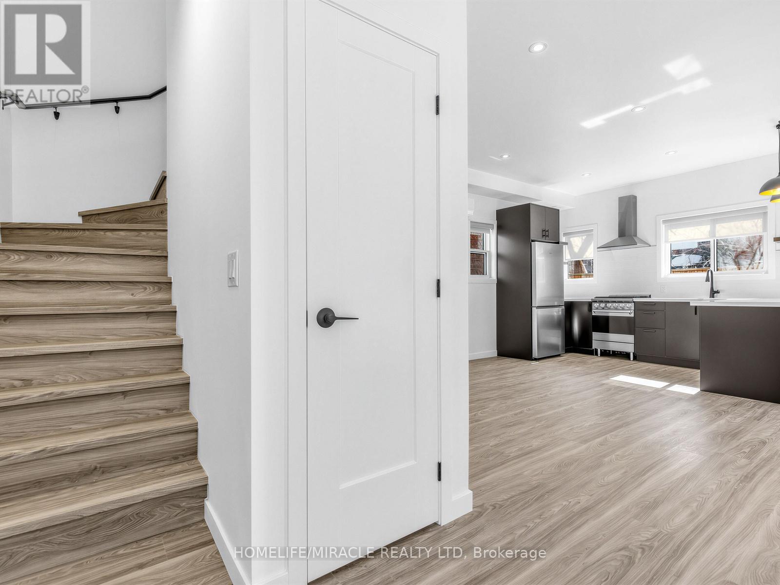 Laneway - 679 Dovercourt Road, Toronto, Ontario  M6H 2W7 - Photo 19 - C12817330