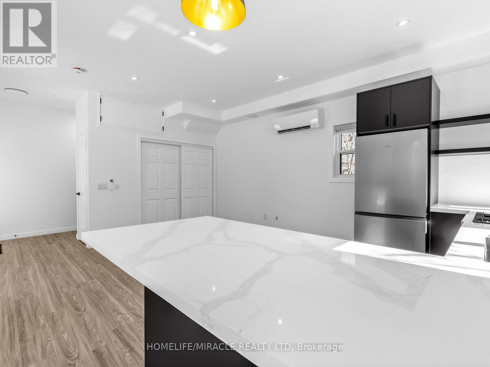 Laneway - 679 Dovercourt Road, Toronto, Ontario  M6H 2W7 - Photo 13 - C12817330