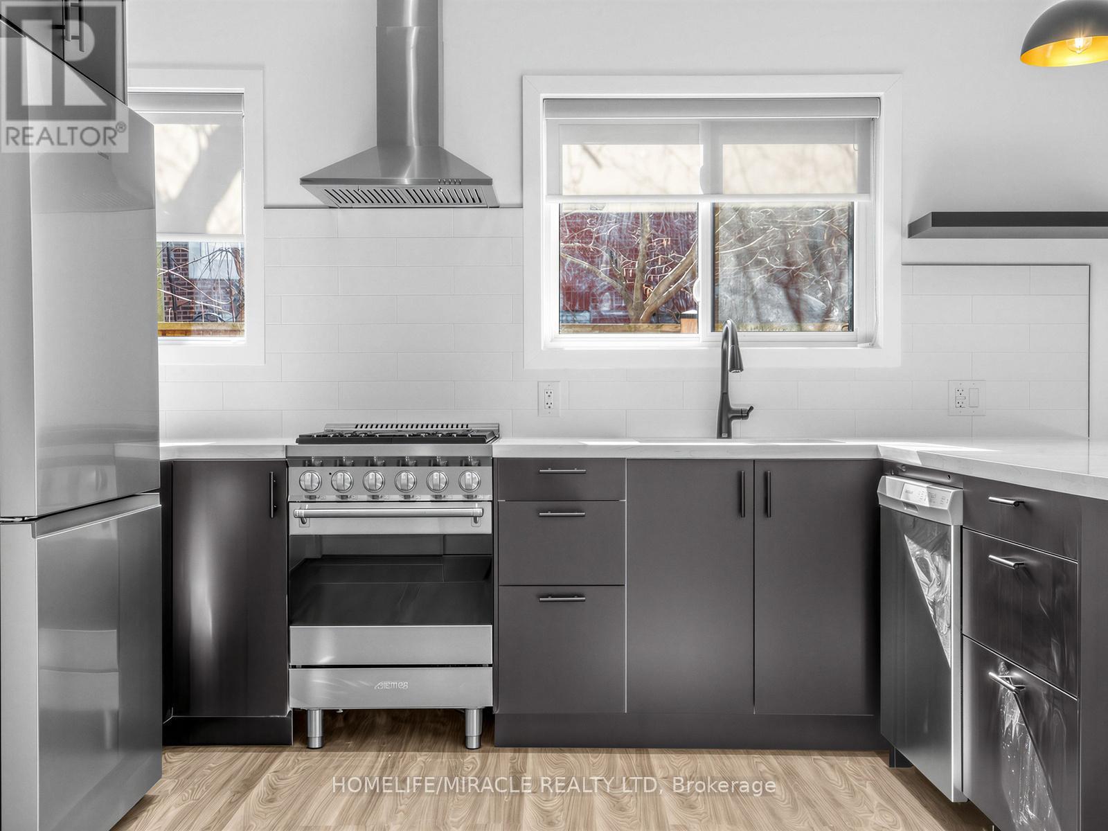 Laneway - 679 Dovercourt Road, Toronto, Ontario  M6H 2W7 - Photo 9 - C12817330