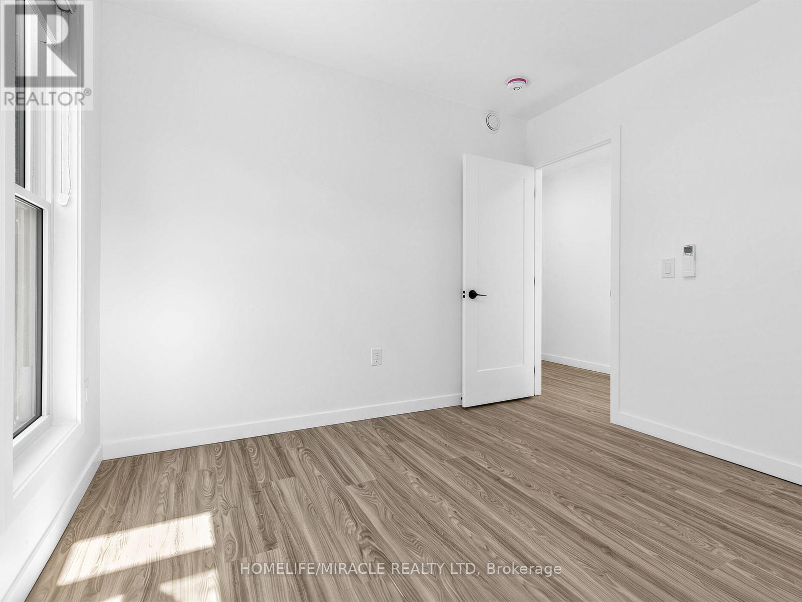 Laneway - 679 Dovercourt Road, Toronto, Ontario  M6H 2W7 - Photo 32 - C12817330