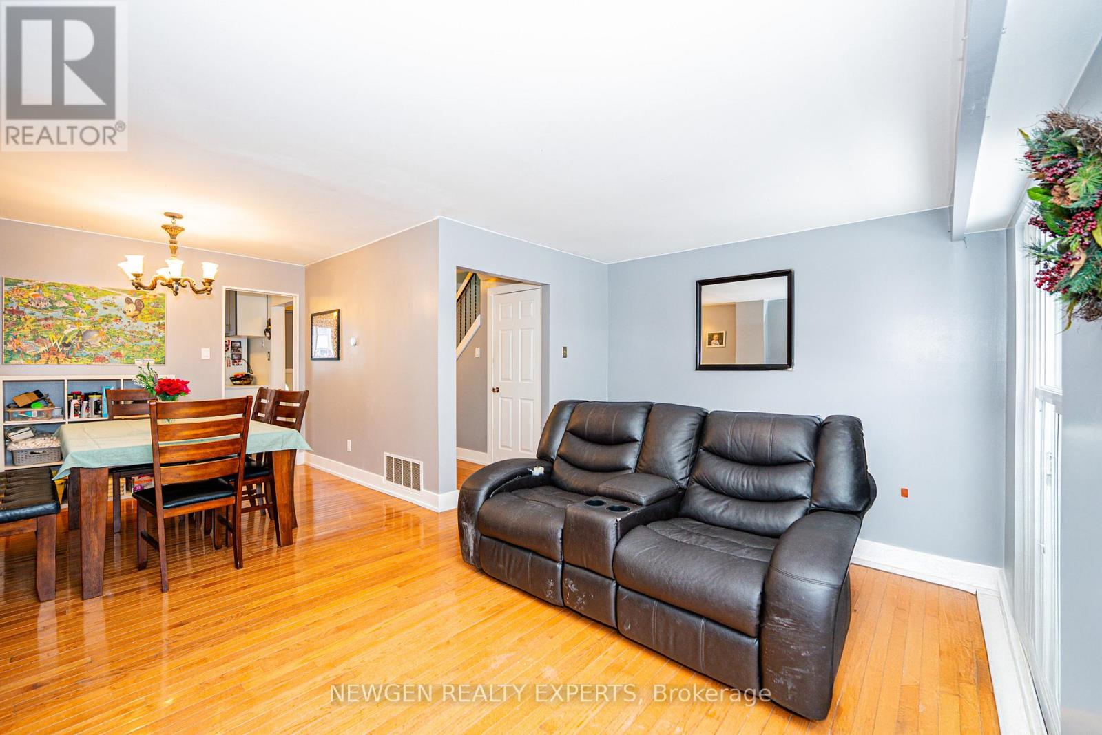 87 Moregate Crescent, Brampton, Ontario  L6S 3K9 - Photo 11 - W12806964