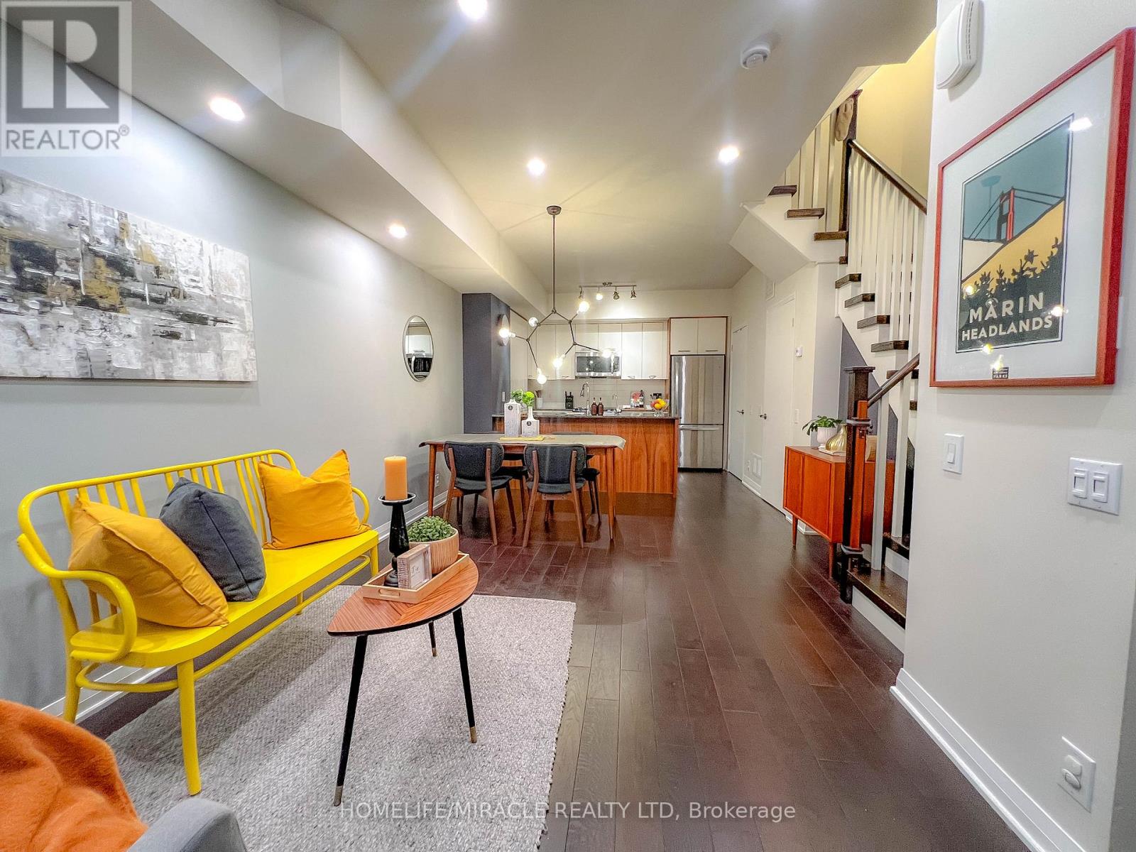 41 - 23 Valhalla Inn Road, Toronto, Ontario  M9B 0B3 - Photo 3 - W12849658