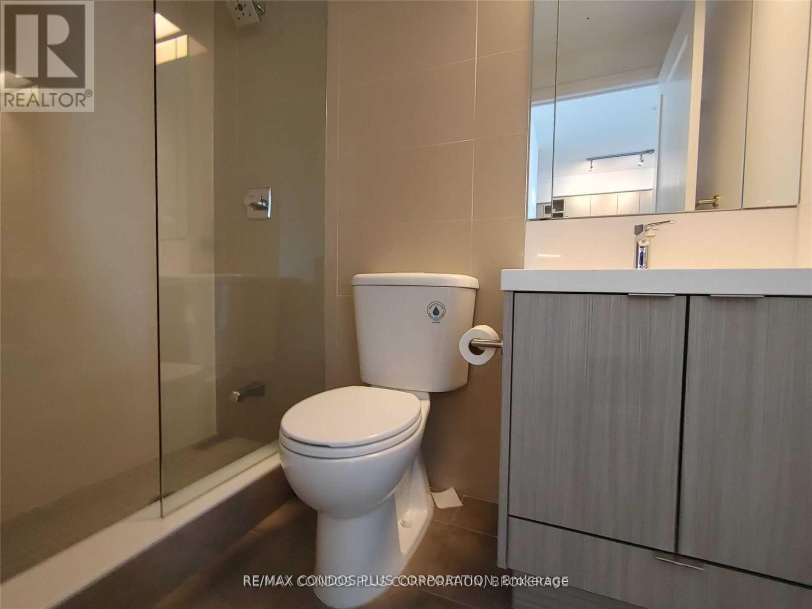 1705 - 101 Erskine Avenue, Toronto, Ontario  M4P 1Y5 - Photo 9 - C12850620