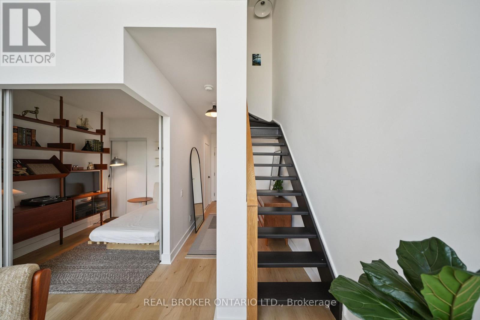 714 - 5 Hanna Avenue, Toronto, Ontario  M6K 0B3 - Photo 9 - C12850646