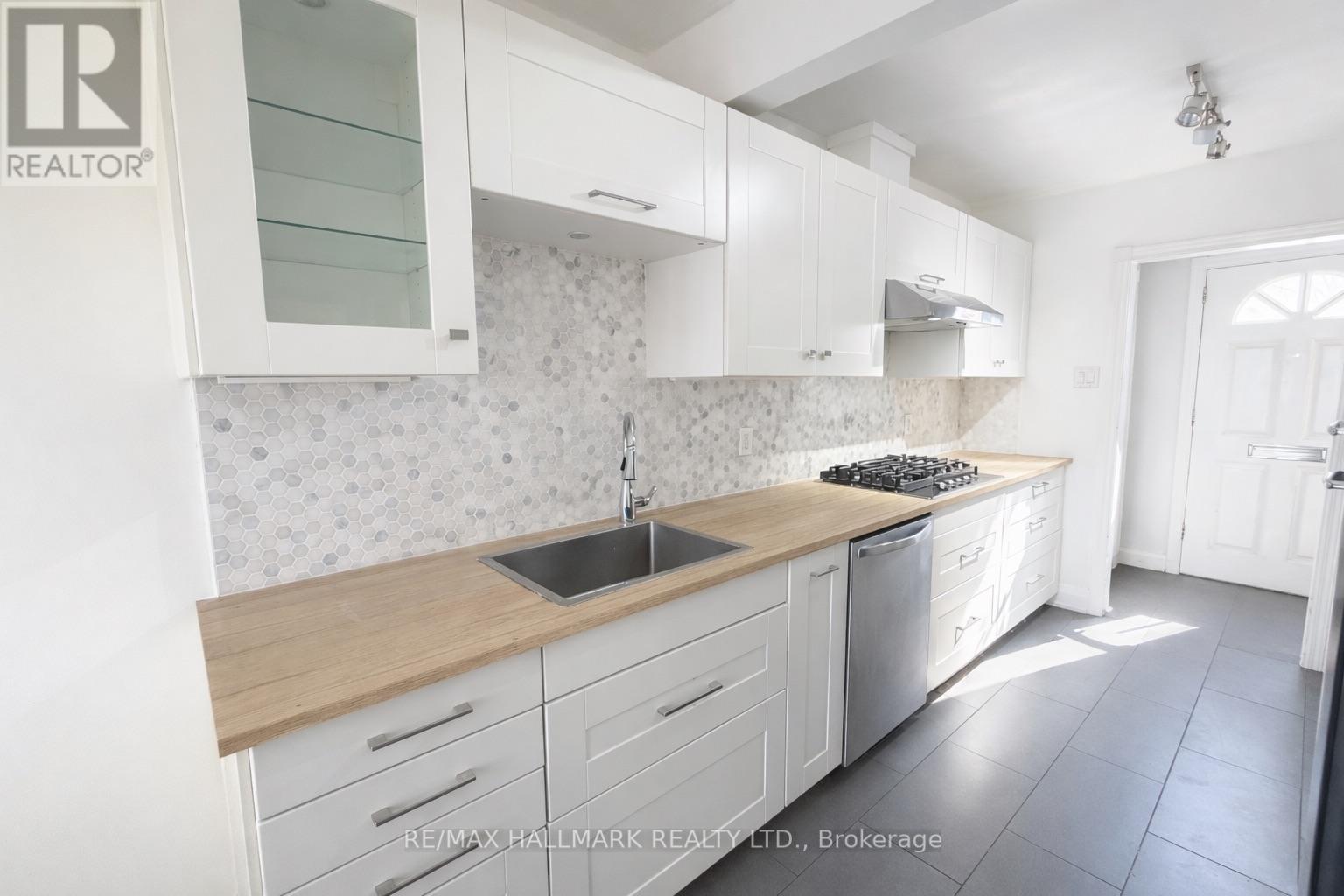 123 Leacrest Road, Toronto (Leaside), Ontario  M4G 1E7 - Photo 4 - C12850670