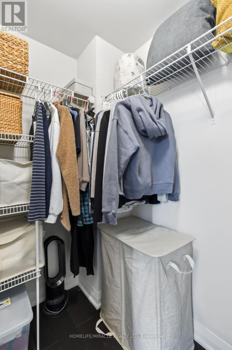 41 - 23 Valhalla Inn Road, Toronto, Ontario  M9B 0B3 - Photo 23 - W12849658