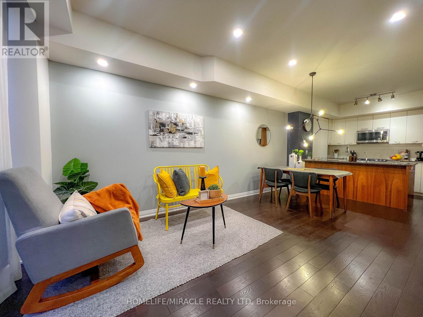 41 - 23 Valhalla Inn Road, Toronto, Ontario  M9B 0B3 - Photo 2 - W12849658