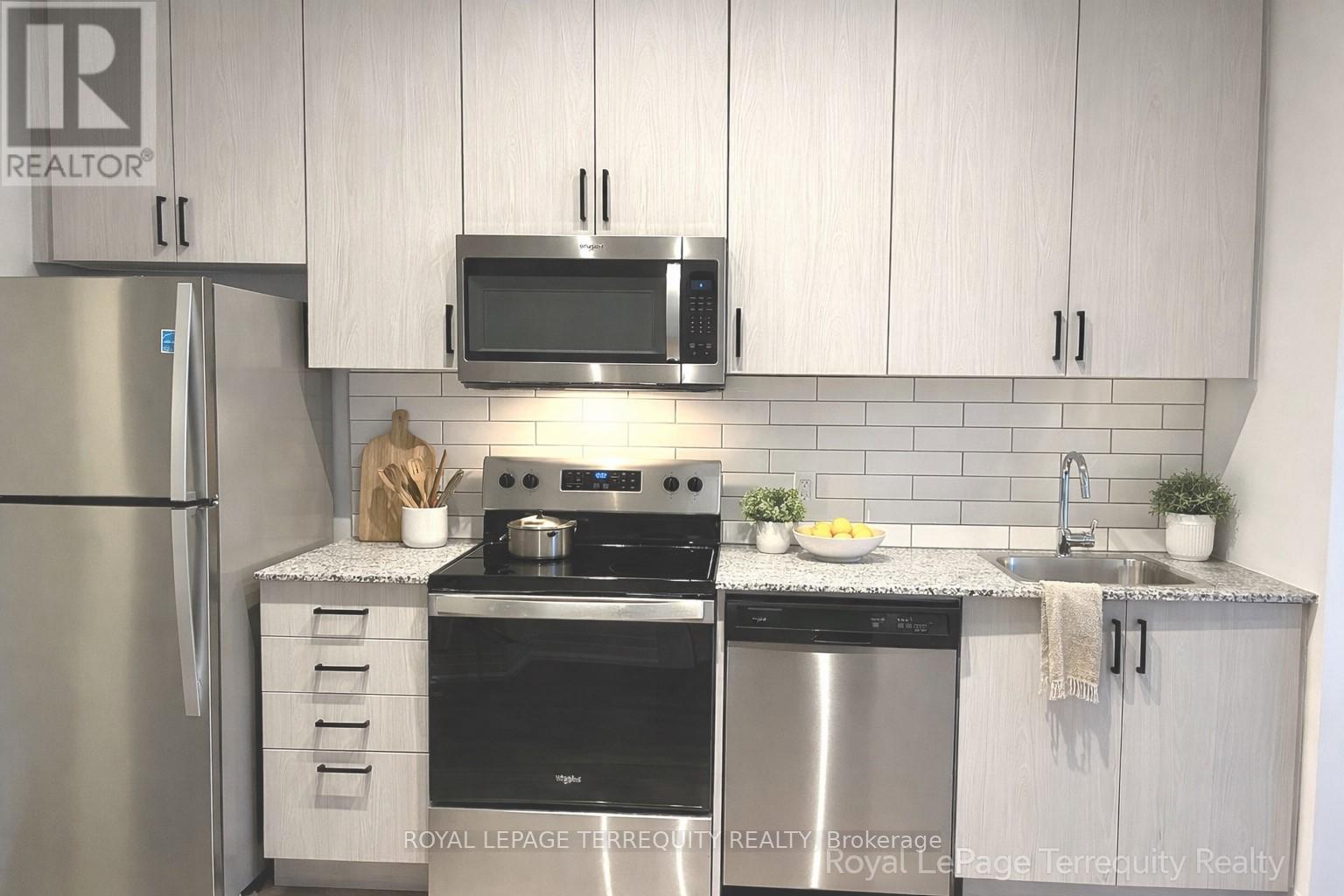 806 - 10 Meadowglen Place, Toronto, Ontario  M1G 0A8 - Photo 3 - E12850580